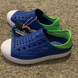NWT Skechers Foamies Slip on shoes size 13 boys